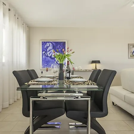 Villas Guzman - Donin Апартаменты *